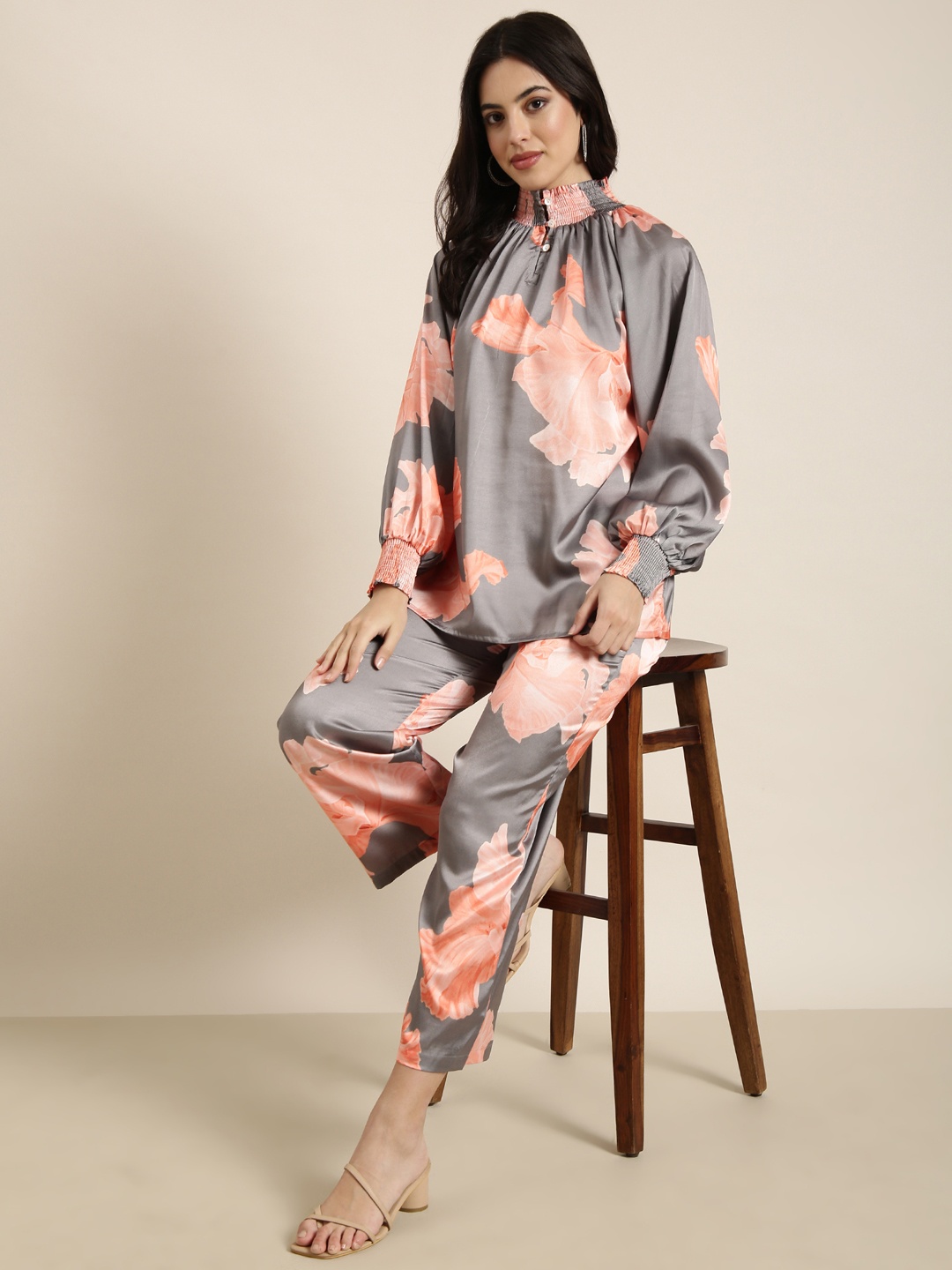 

SHOWOFF Printed High-Neck Oversized Top With Trouser Co-Ords, Grey
