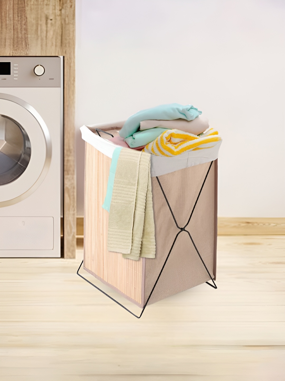 

The Better Home Beige Foldable Laundry Bag/Basket