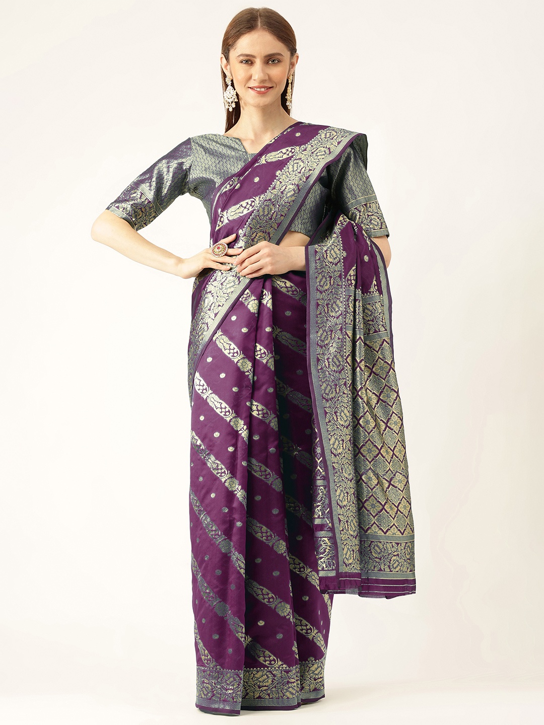 

MANVAA Ethnic Motifs Woven Design Zari Banarasi Saree, Purple