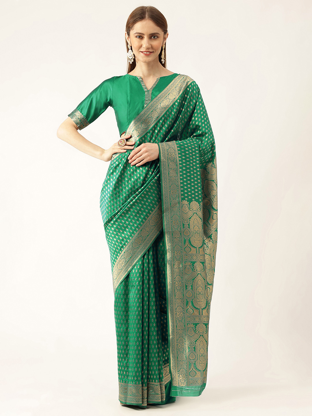 

MANVAA Ethnic Motifs Woven Design Zari Kanjeevaram Saree, Green