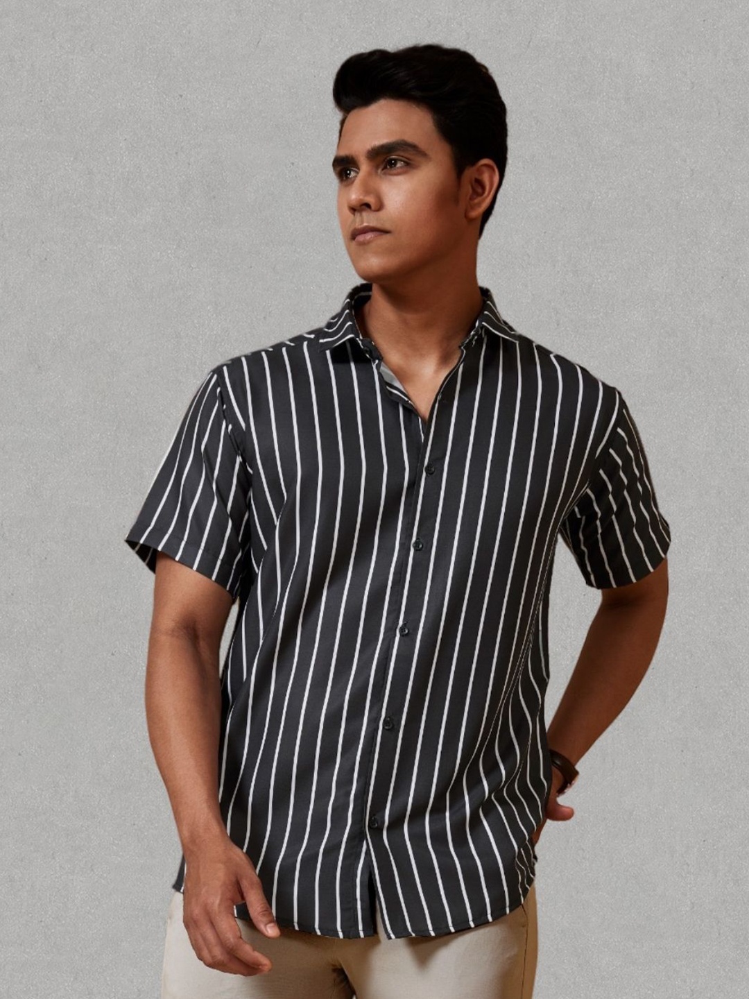 

LONDON PRINTS Vertical Striped India Slim Fit Casual Shirt, Black