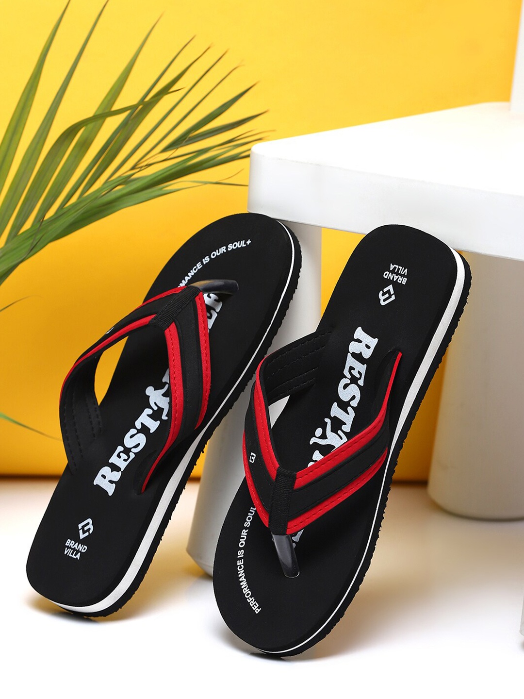 

BRAND VILLA Men Printed Lightweight Rubber Thong Flip-Flops, Black
