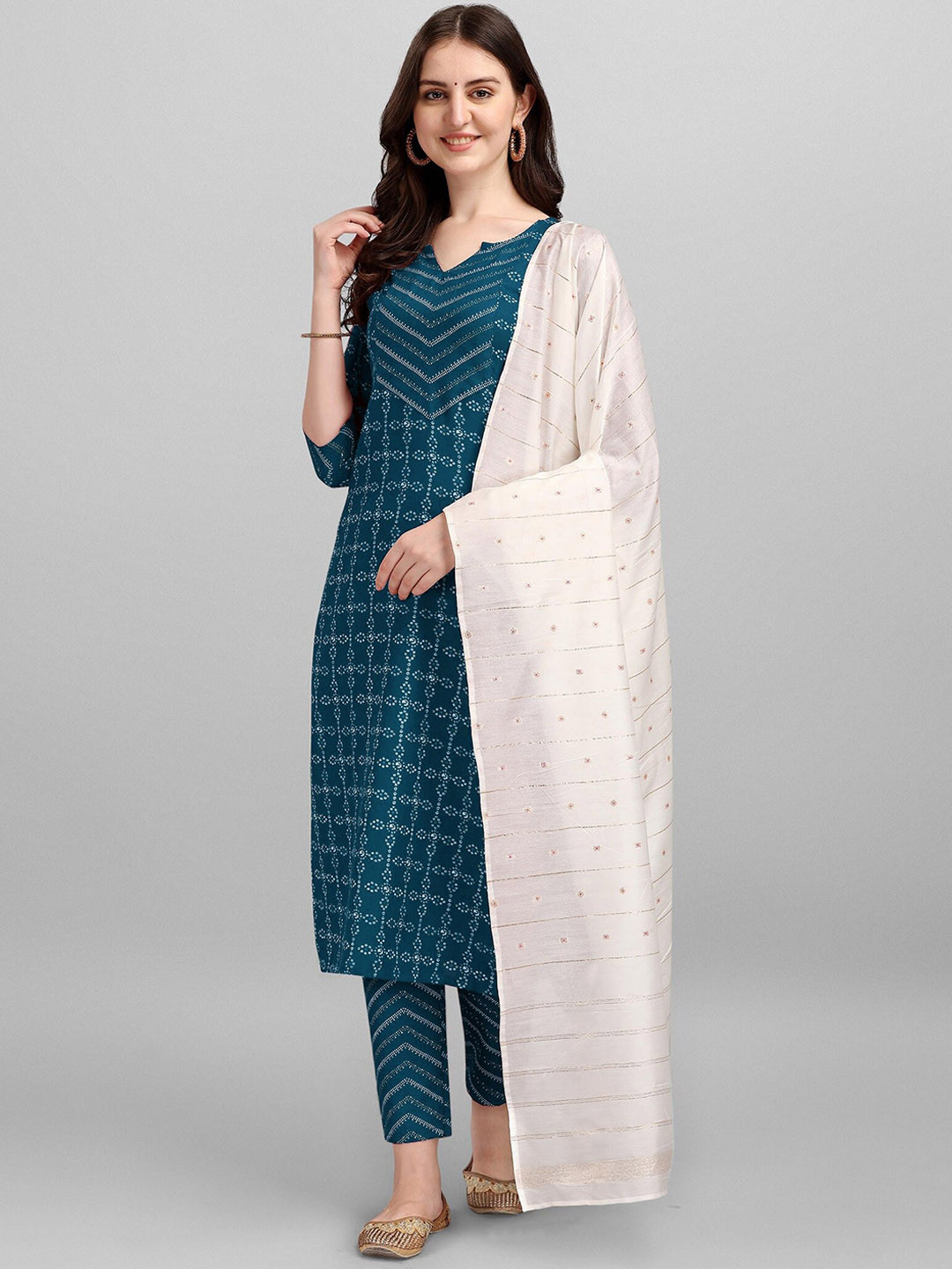 

WILNERCROWN Bandhani Printed Notch Neck Pure Cotton Straight Kurta With Trousers & Dupatta, Blue