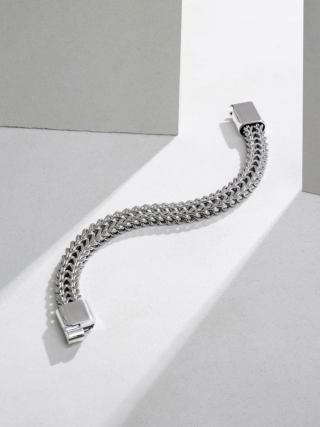 

JOKER & WITCH Men Silver-Plated Link Bracelet