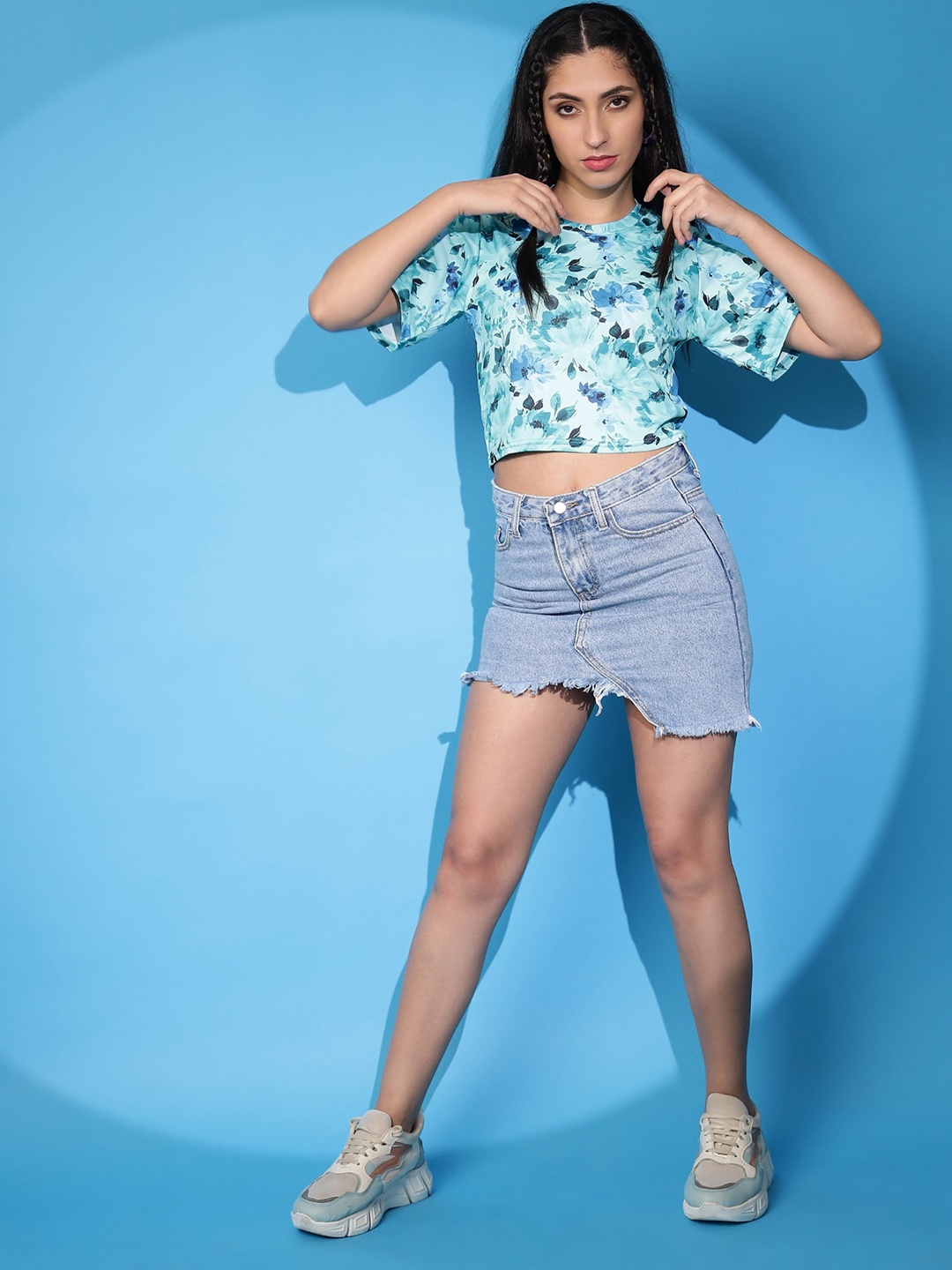 

WESTHOOD Floral Printed Round Neck Crop Top, Blue