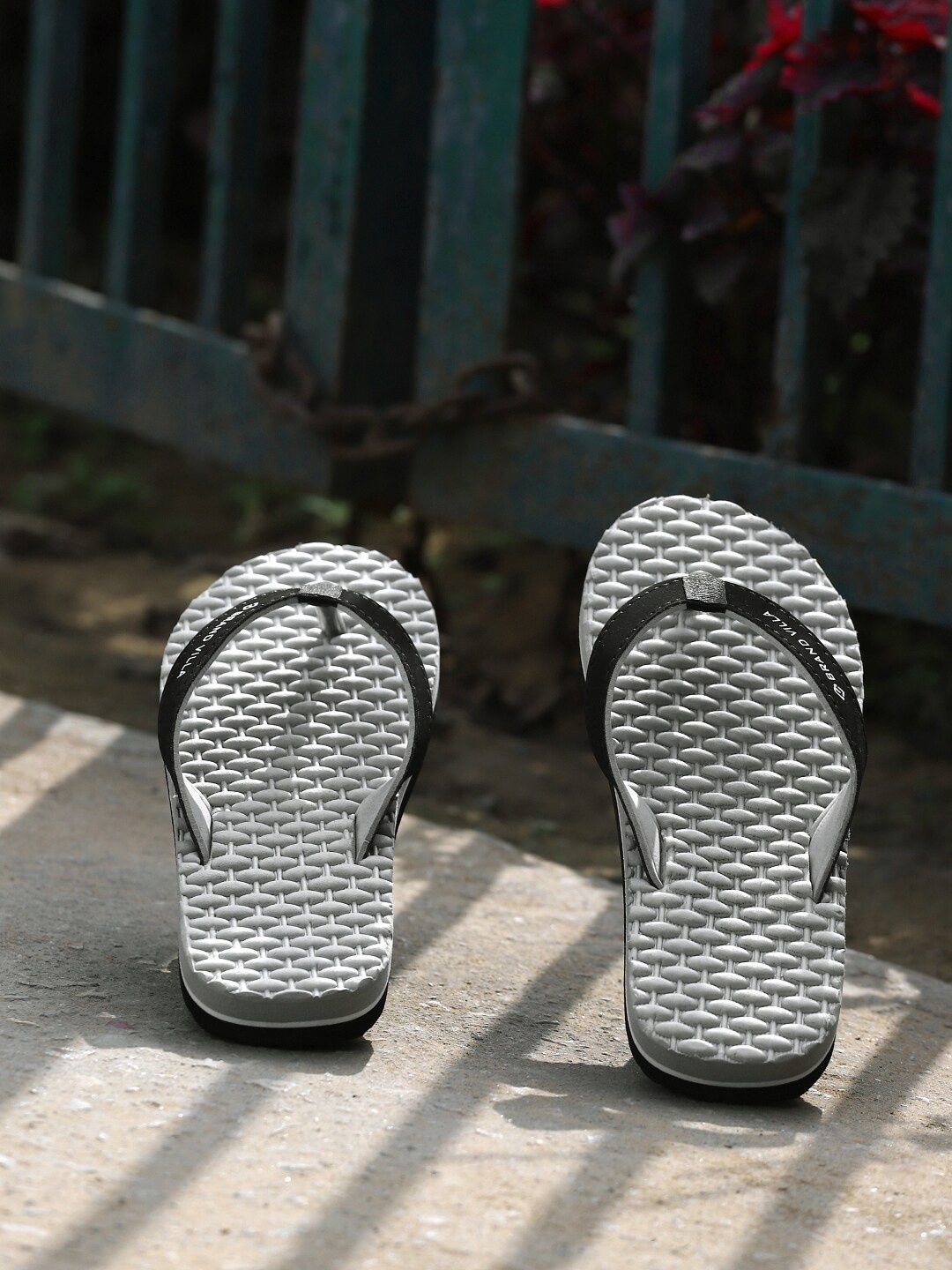 

BRAND VILLA Men Orthopedic Non-Slip Lightweight Thong Flip-Flops, Grey