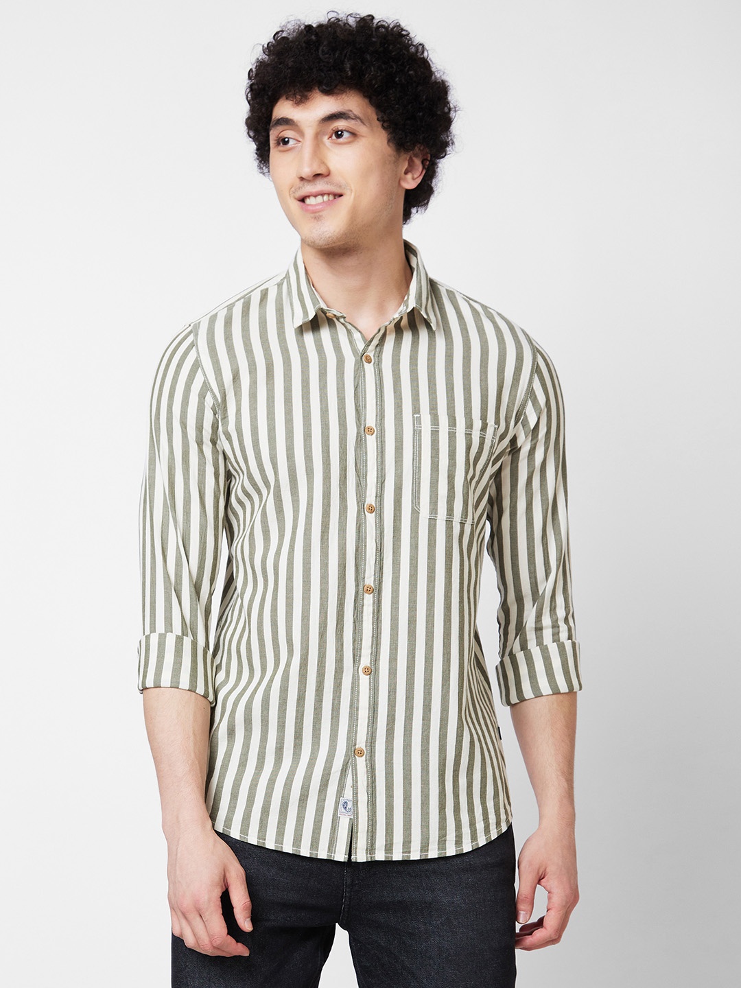 

SPYKAR Vertical Striped Spread Collar Long Sleeves Cotton Casual Shirt, Green