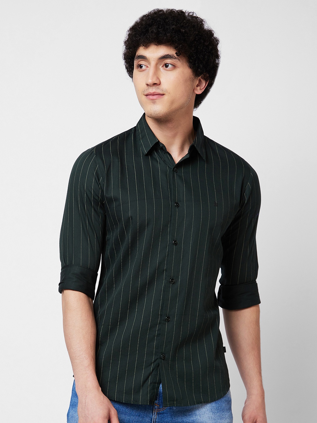 

SPYKAR Vertical Striped Spread Collar Long Sleeves Cotton Casual Shirt, Green