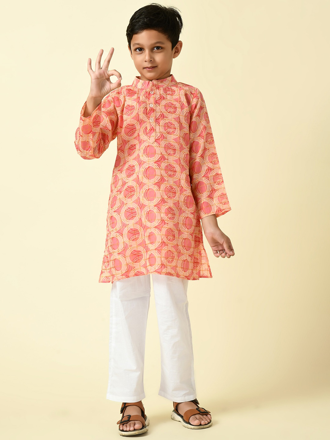 

BAESD Boys Geometric Woven Design Mandarin Collar Pure Cotton Straight Kurta with Trousers, Peach