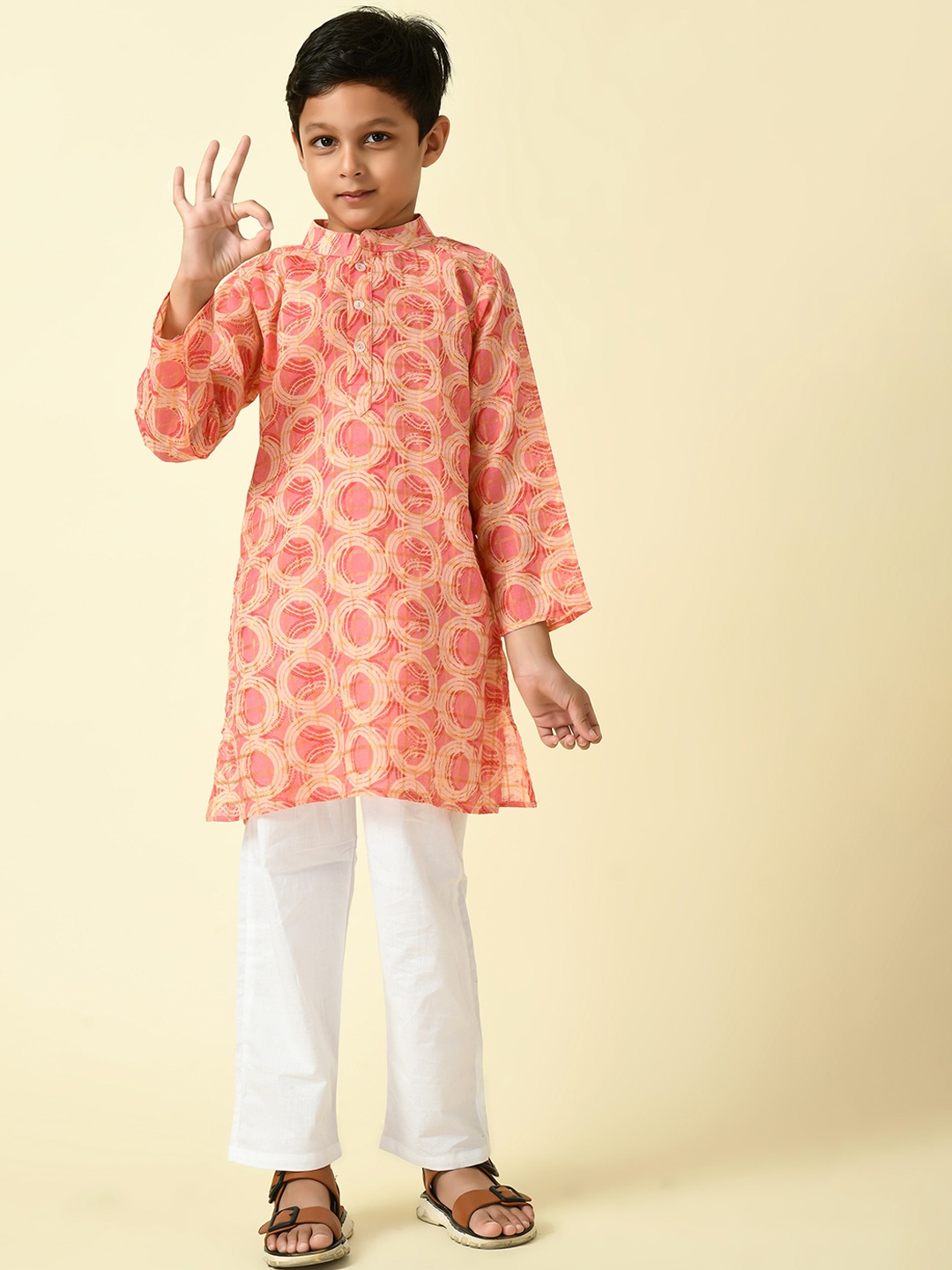 

BAESD Boys Geometric Woven Design Mandarin Collar Pure Cotton Straight Kurta with Trousers, Peach