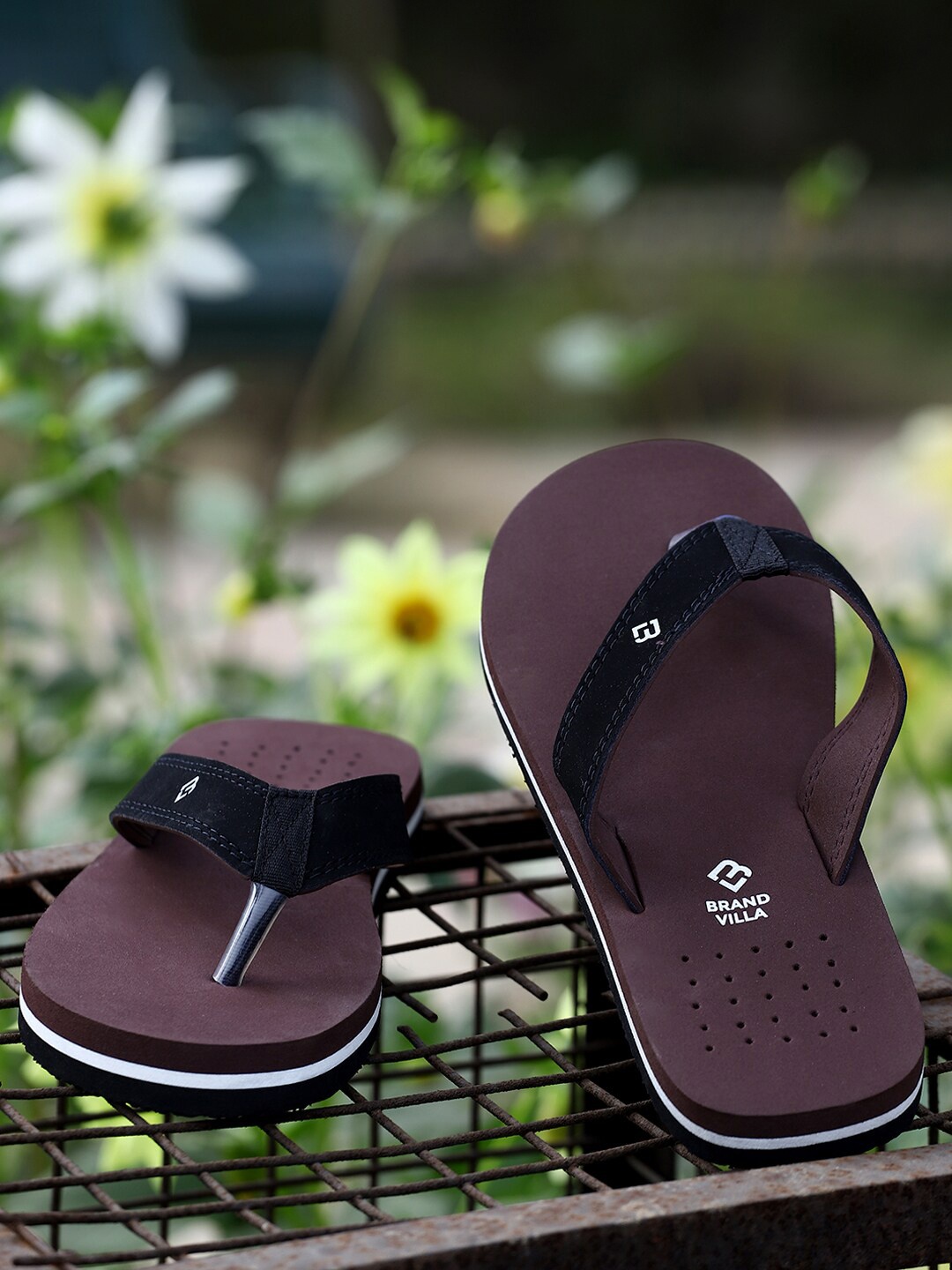 

BRAND VILLA Men Rubber Lightweight Thong Flip-Flops, Brown