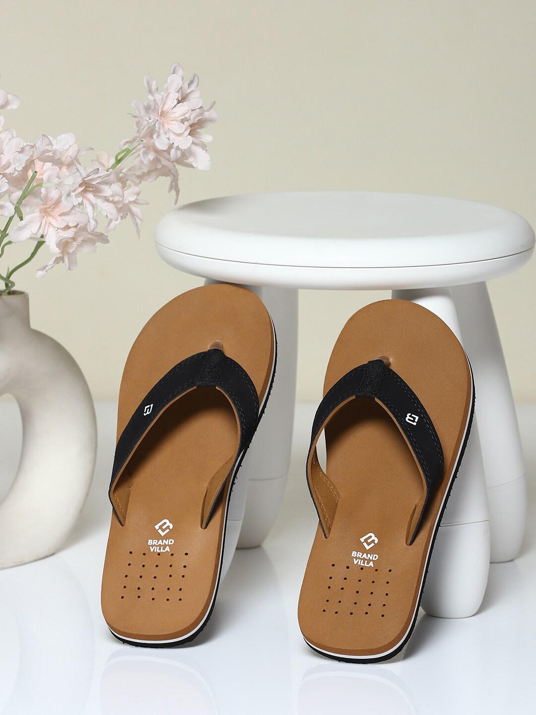 

BRAND VILLA Men Rubber Lightweight Thong Flip-Flops, Tan