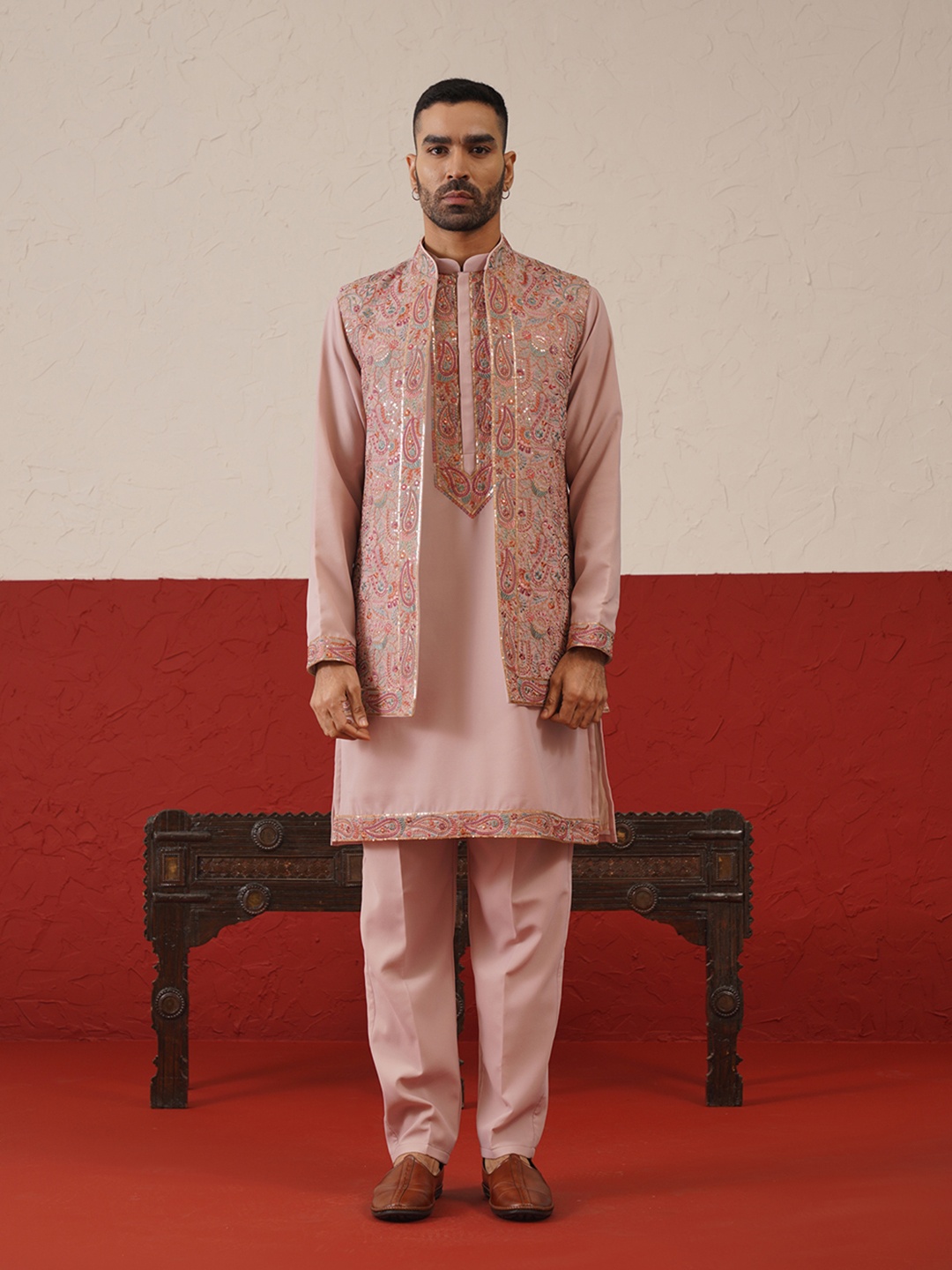 

KALPRAAG Paisley Embroidered Mandarin Collar Sequinned Jacket Kurta & Trousers, Purple
