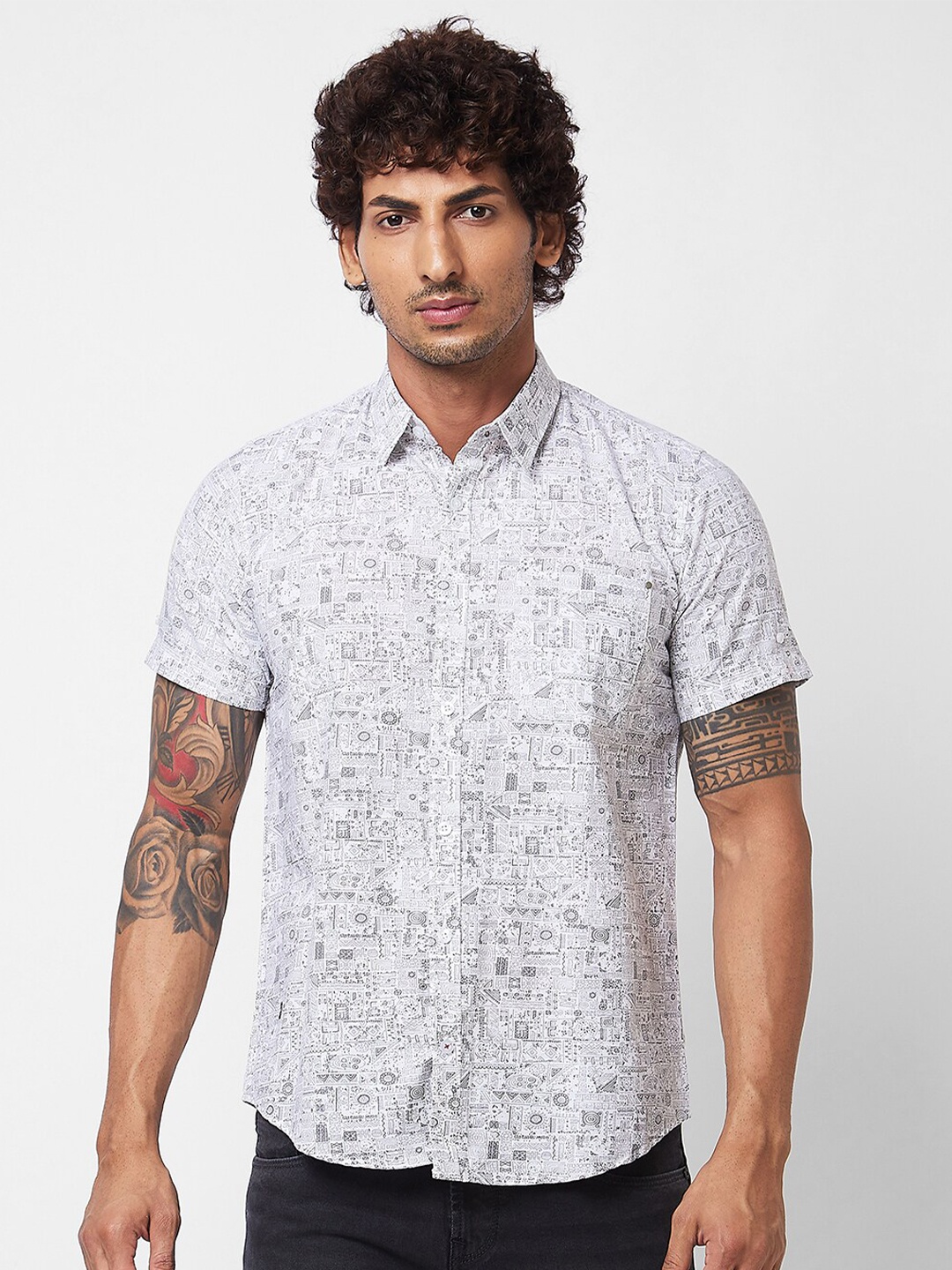 

SPYKAR Spread Collar Short Sleeves Regular Fit Printed Casual Cotton Shirt, White