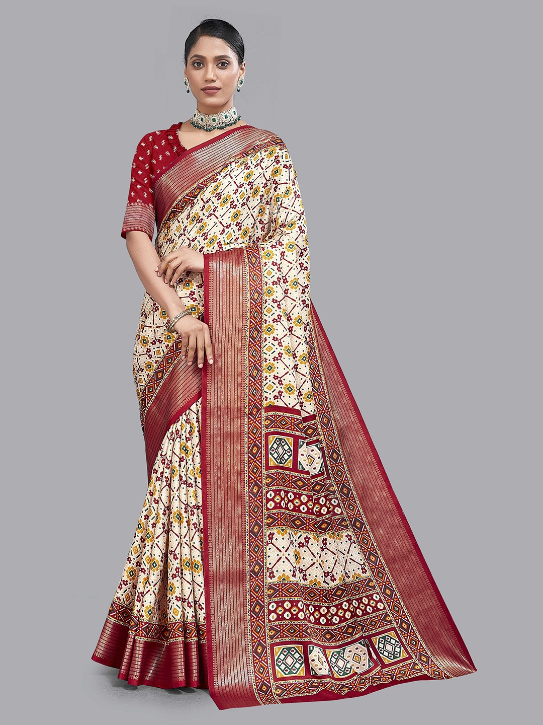 

Lyunica Geometric Printed Zari Pashmina Pochampally Saree, Red