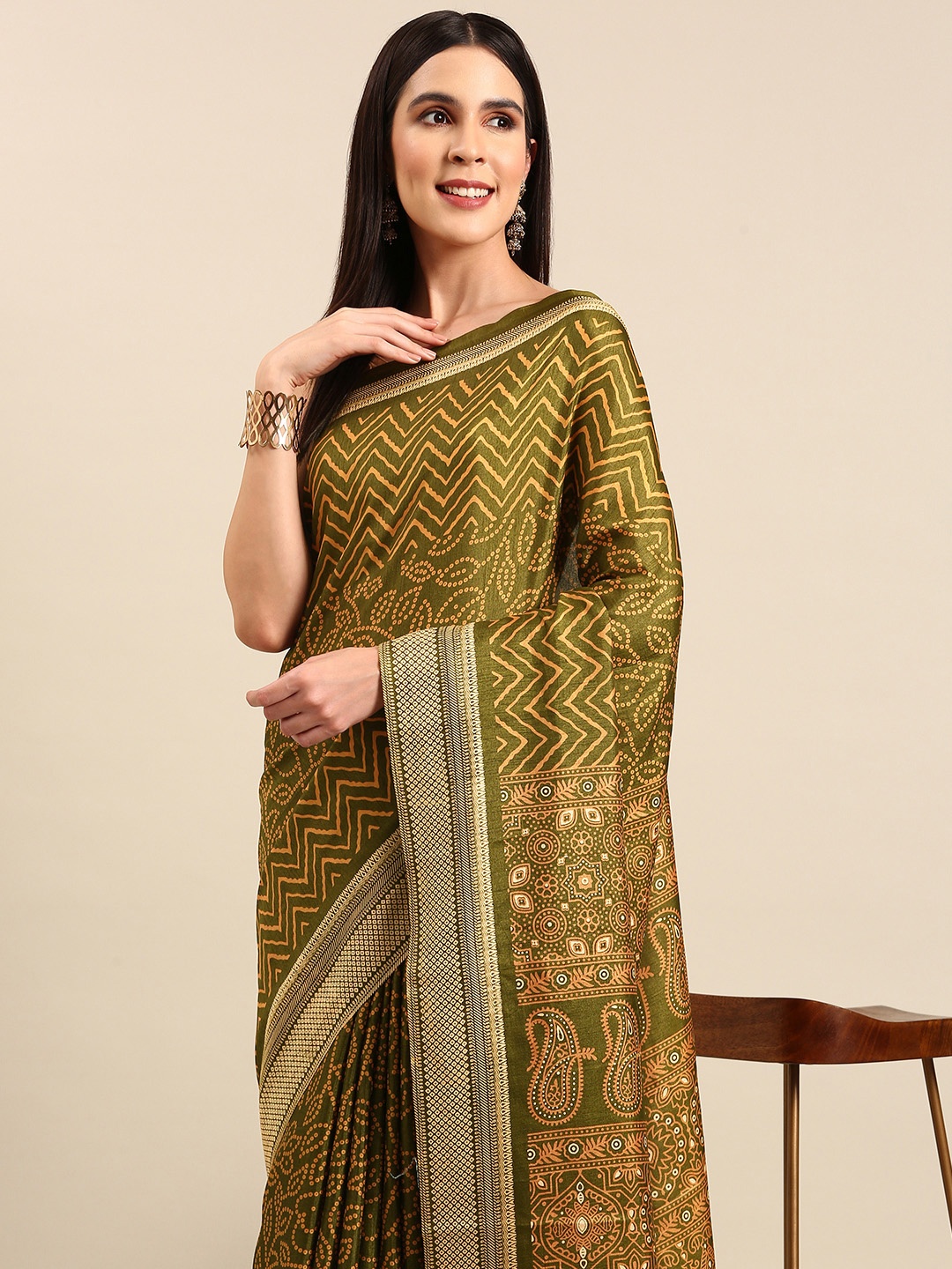 

HERE&NOW Bandhani Art Silk Saree, Olive