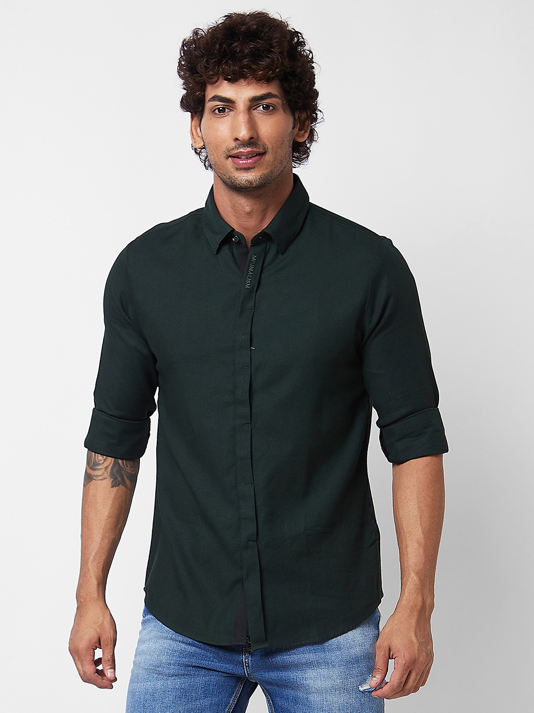 

SPYKAR Spread Collar Long Sleeves Cotton Casual Shirt, Green