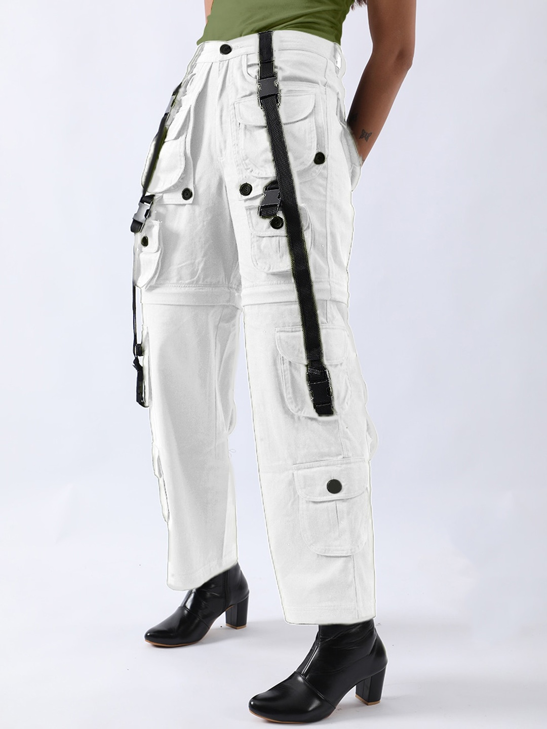 

VYVE Women Relaxed Cotton Cargos Trousers, White