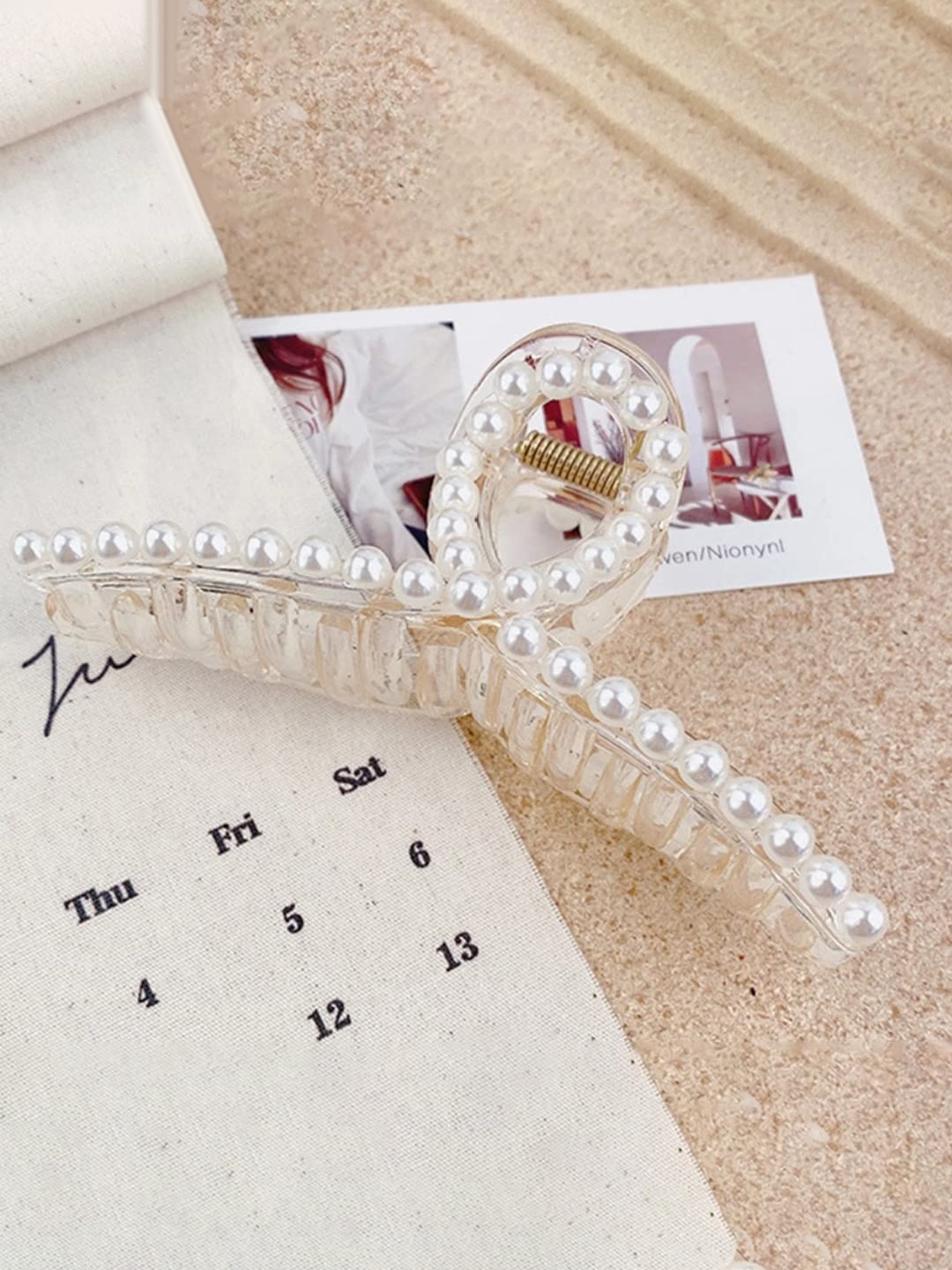 

BAESD Girls Beaded Claw Clip, White