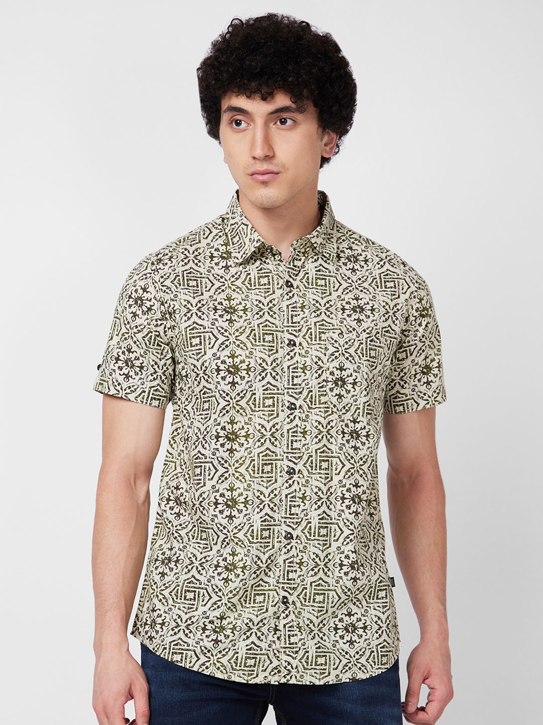 

SPYKAR Ethnic Motifs Printed Spread Collar Cotton Casual Shirt, Green