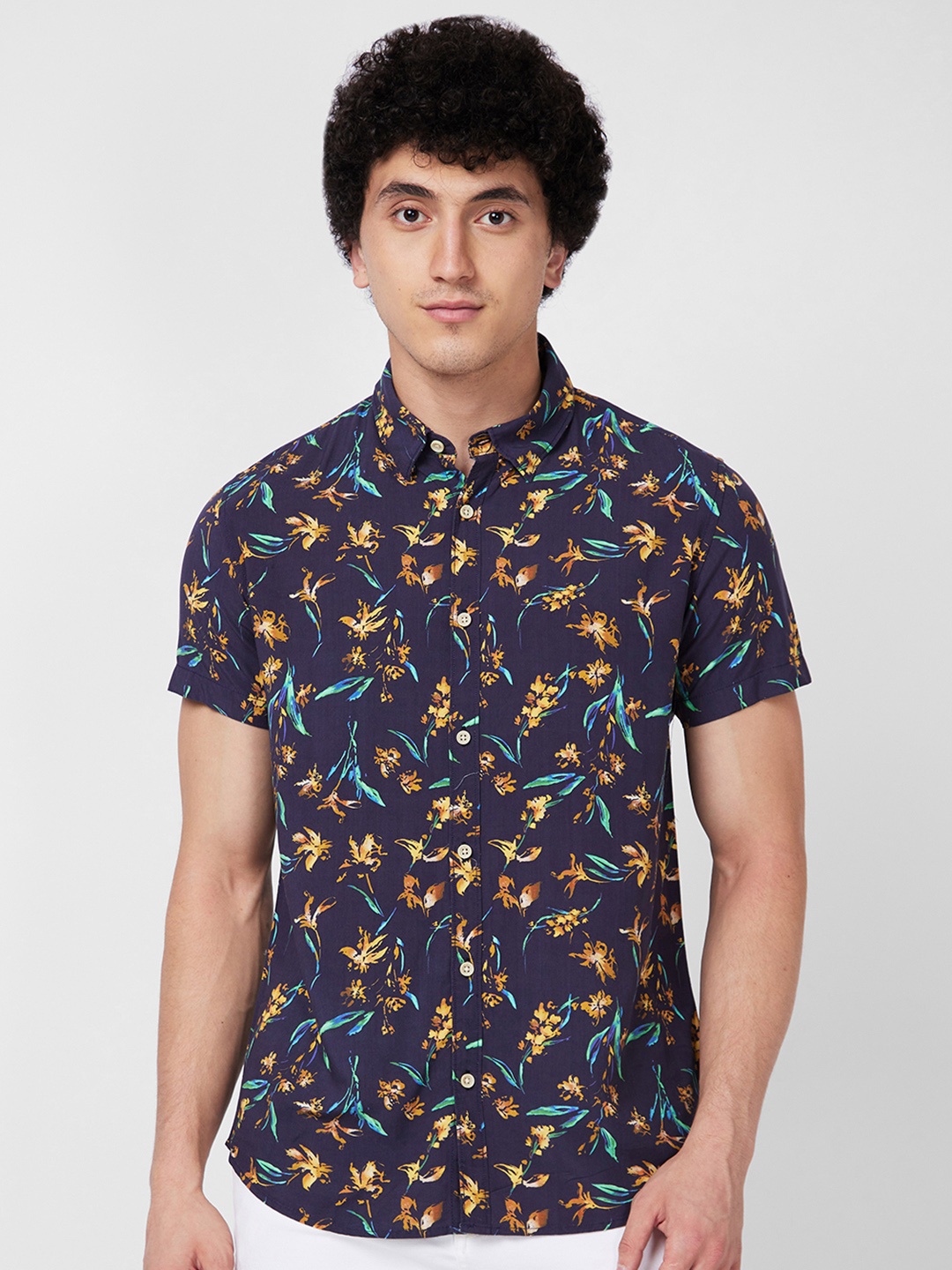 

SPYKAR Floral Printed Cotton Casual Shirt, Blue