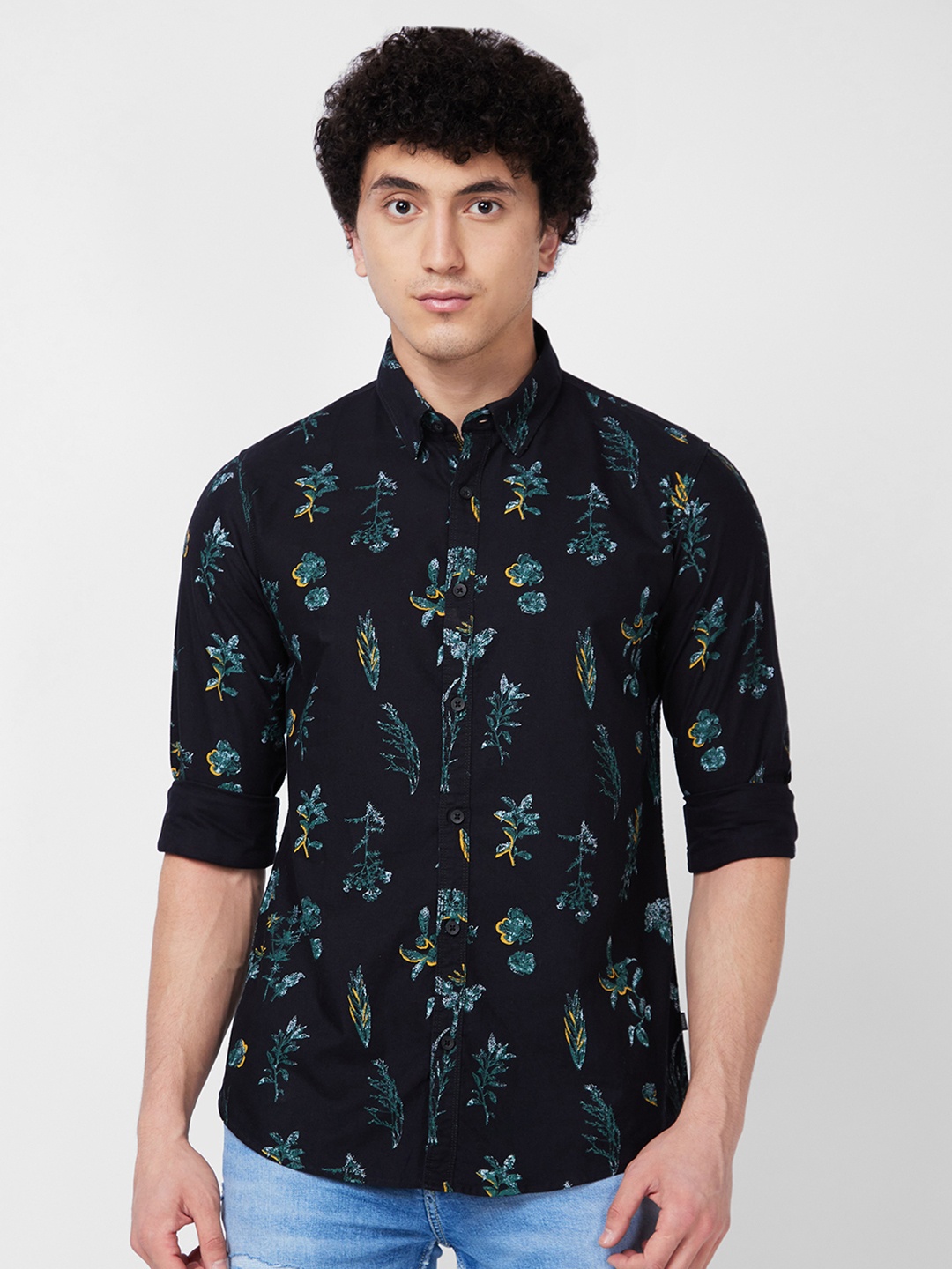 

SPYKAR Floral Printed Cotton Casual Shirt, Black