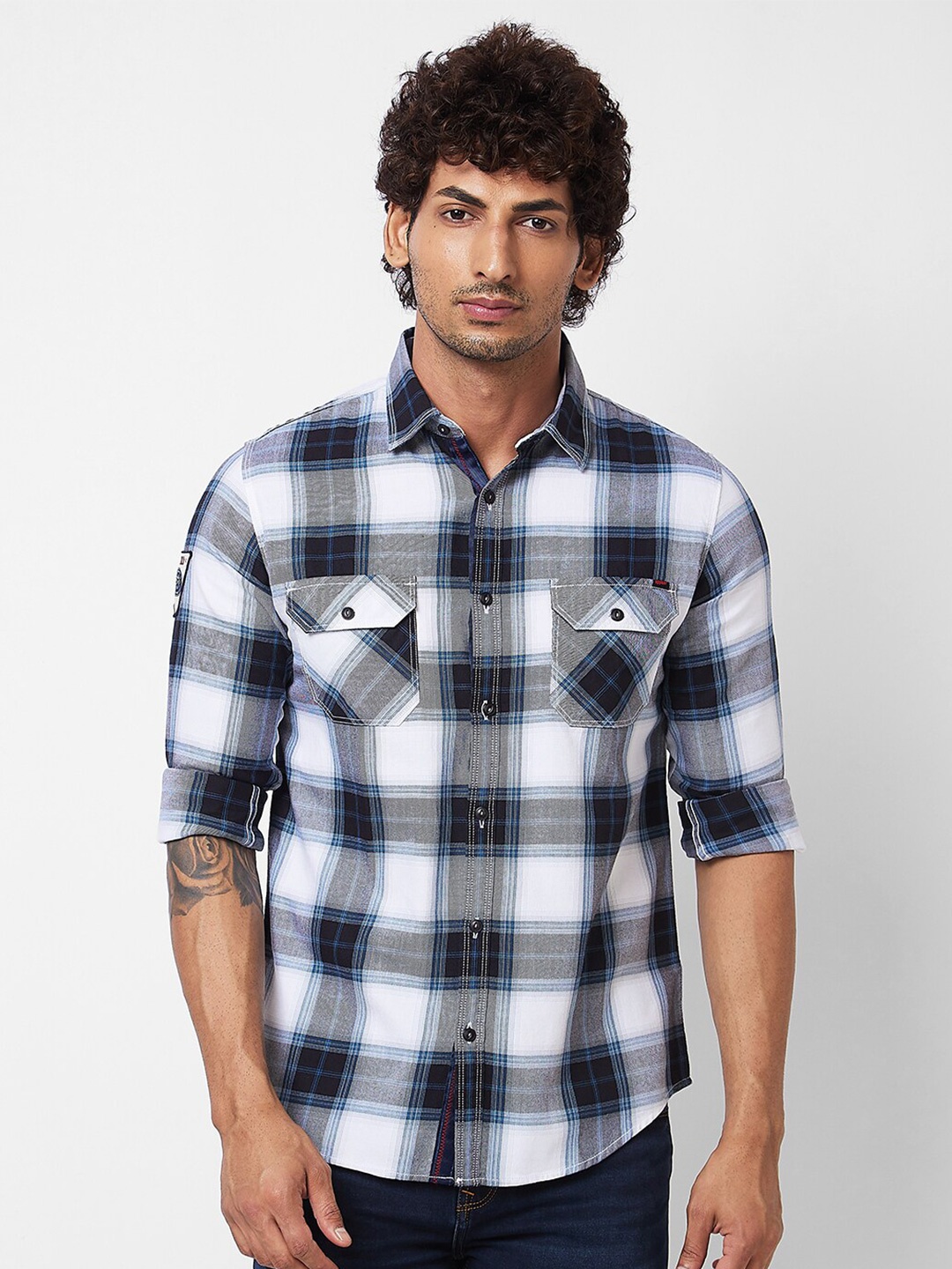 

SPYKAR Men Tartan Checked Opaque Cotton Casual Shirt, Grey