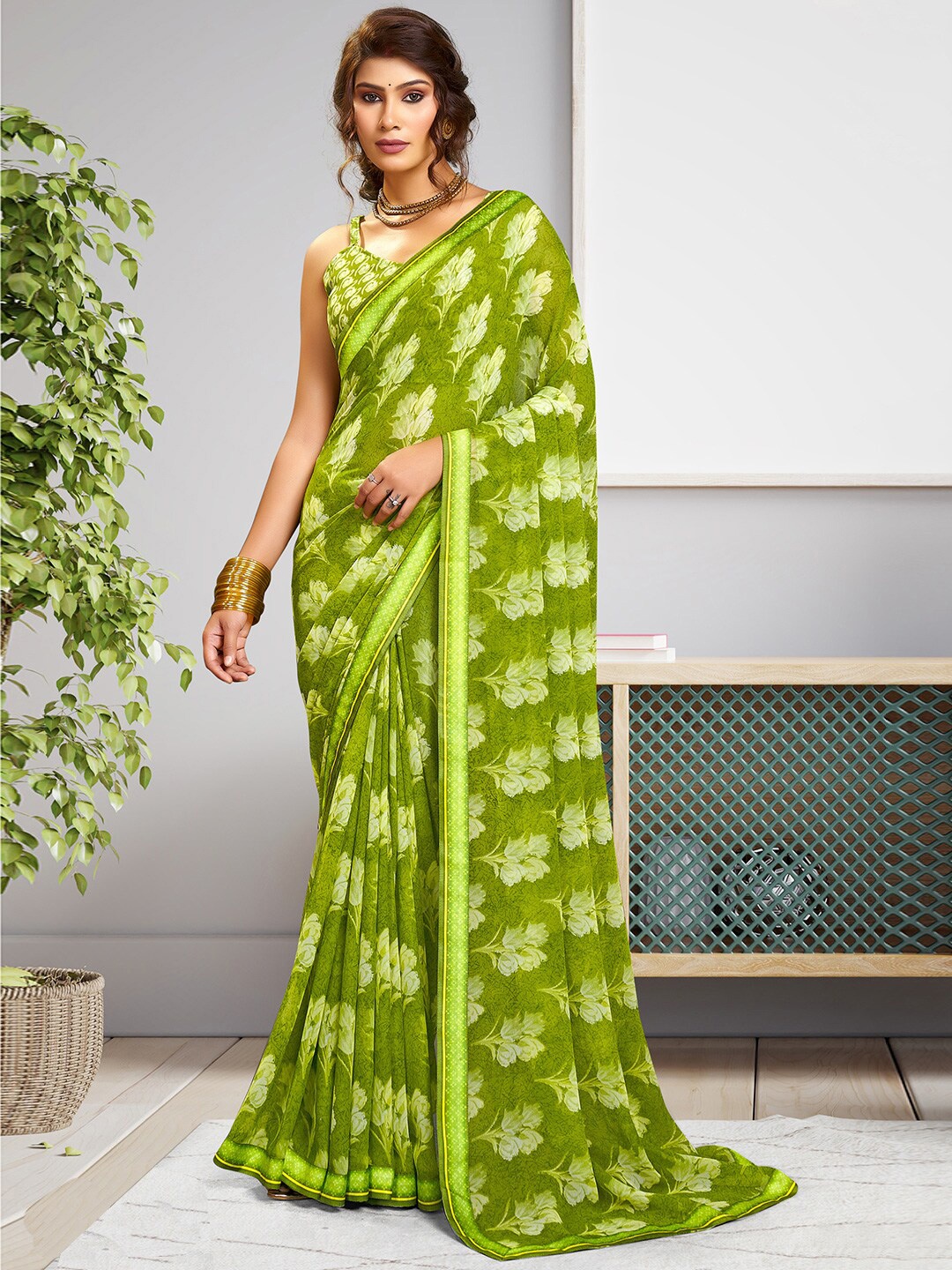

SANSKAR Floral Printed Saree, Green