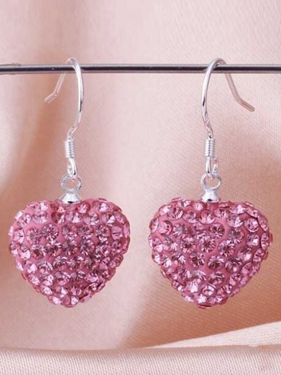 

EL REGALO Heart Shaped Drop Earrings, Pink