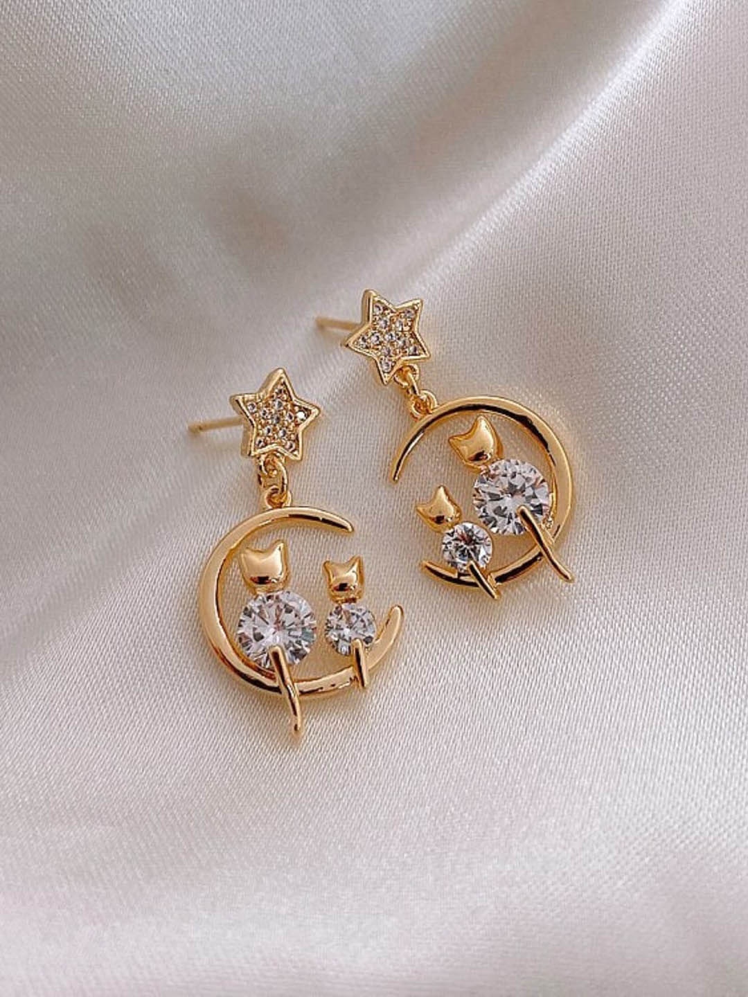 

EL REGALO Circular Drop Earrings, Gold