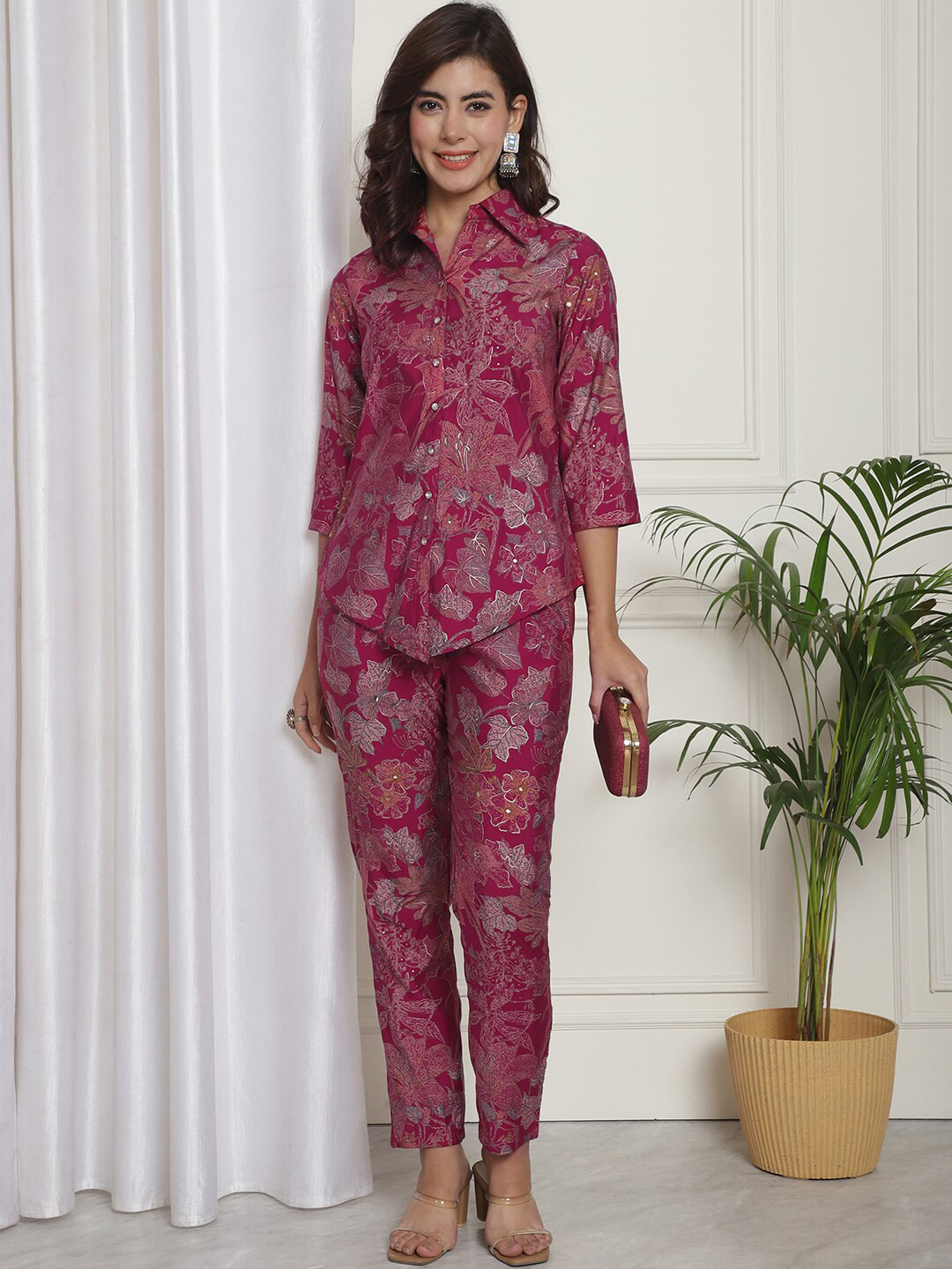 

Claura Pink Floral Printed Shirt Collar Shirt With Trouser