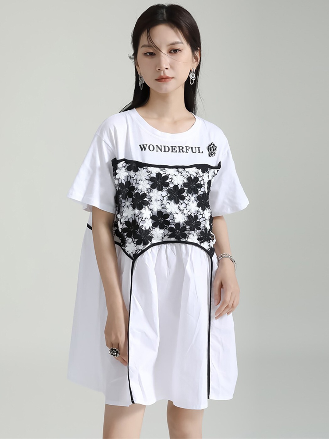 

JC Collection Typography Printed Lace Detail A-Line Dress, White