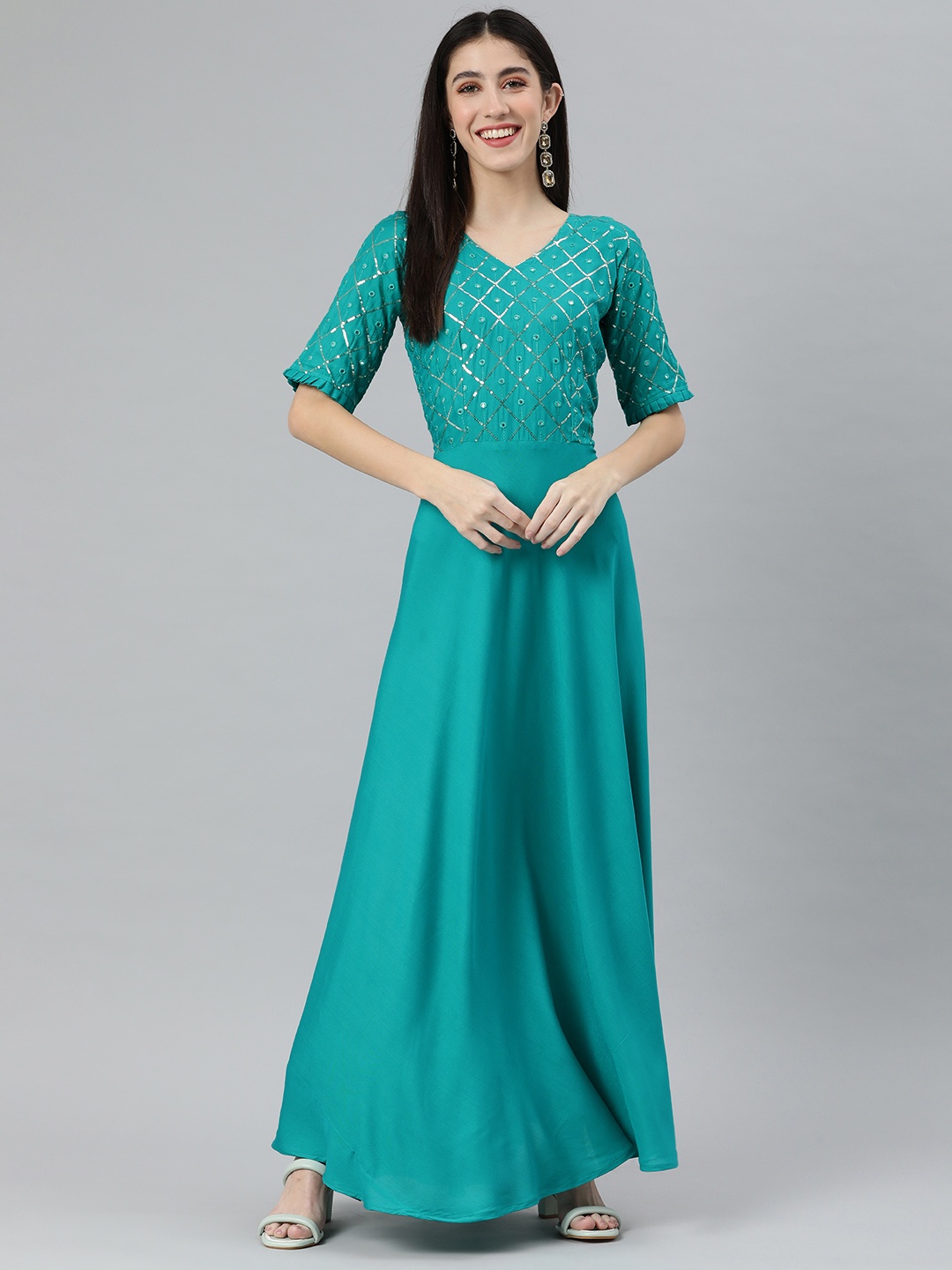 

Swishchick Round Neck Short Sleeves Embellished Maxi Dress, Turquoise blue