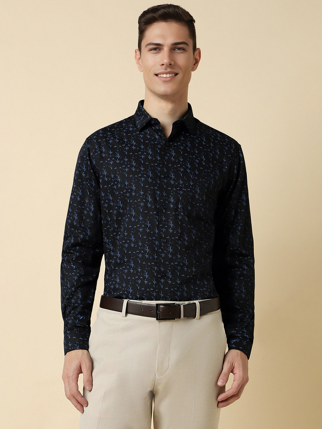 

Allen Solly Spread Collar Slim Fit Floral Printed Formal Cotton Shirt, Black