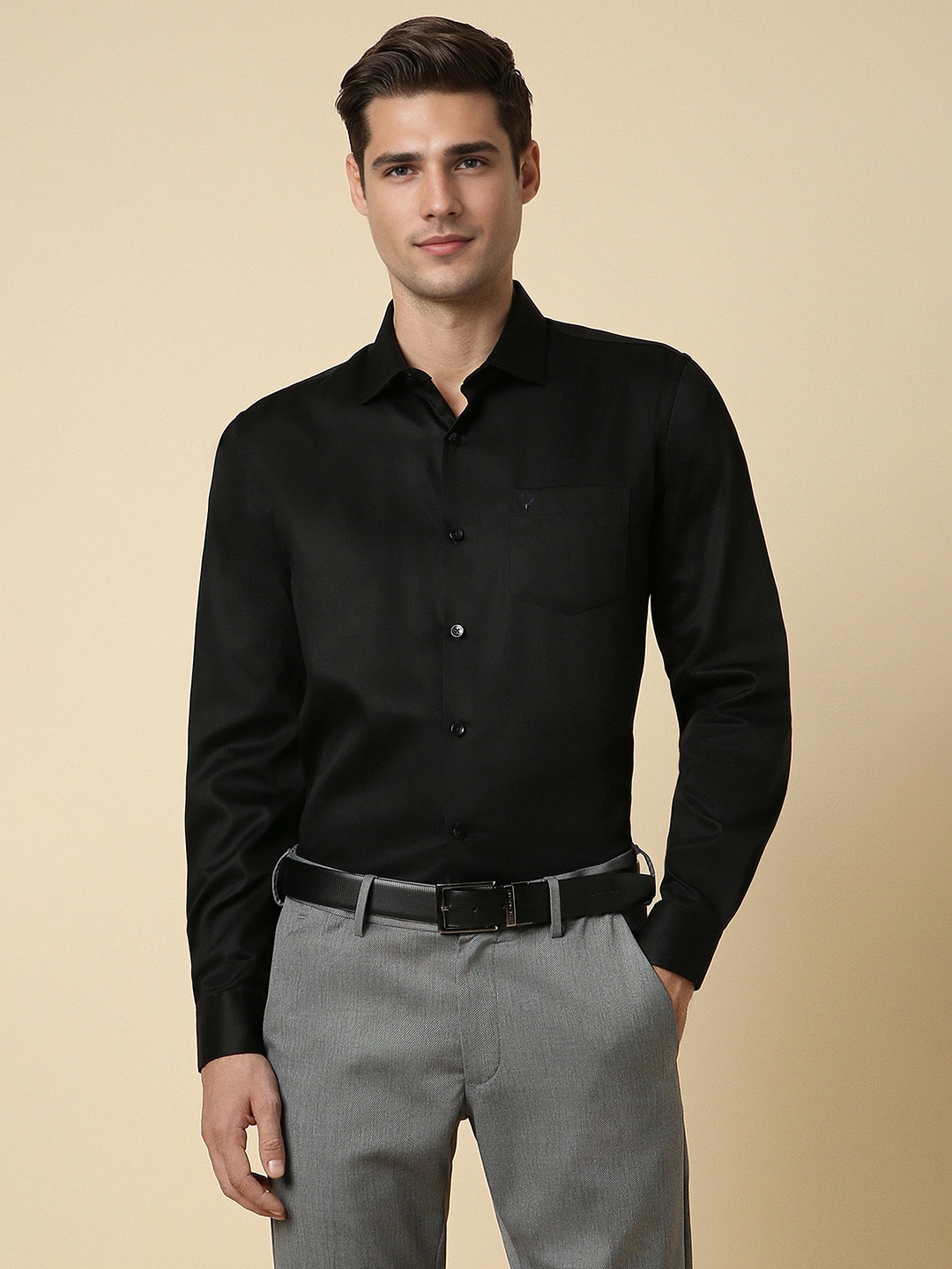 

Allen Solly Slim Fit Long Sleeves Pure Cotton Formal Shirt, Black