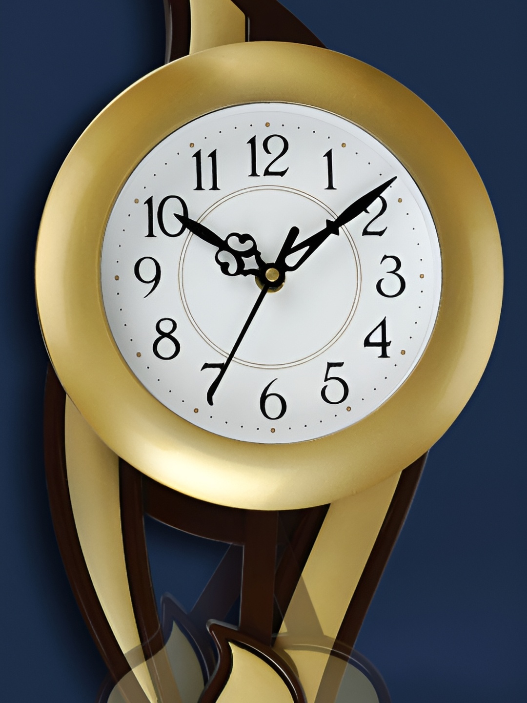 

Attractionz GoldToned and Black Analogue Contemporary Wall Clock, Gold