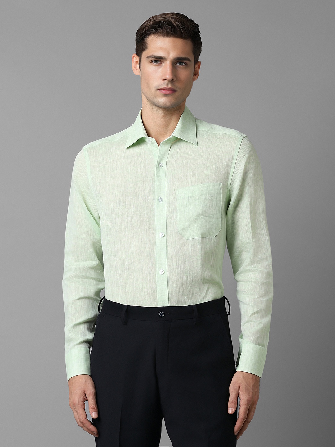 

Louis Philippe Classic Fit Self Design Pure Linen Formal Shirt, Green