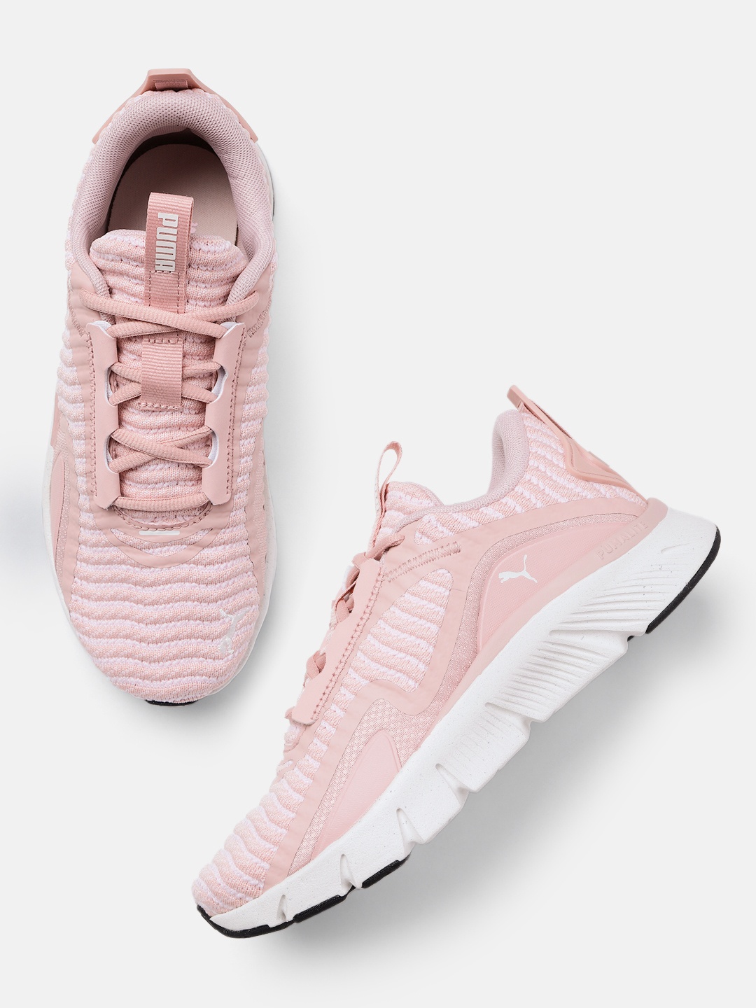 

Puma Women Textured FlexFocus Better Knit Road Running Shoes, Peach