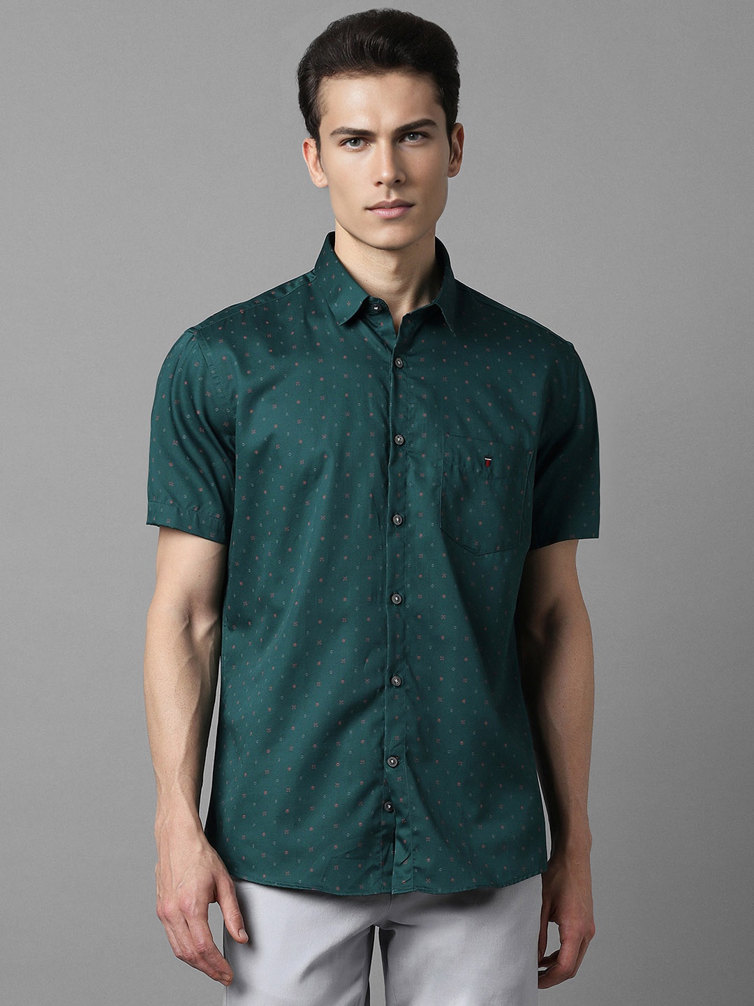 

Louis Philippe Sport Slim Fit Printed Pure Cotton Casual Shirt, Green