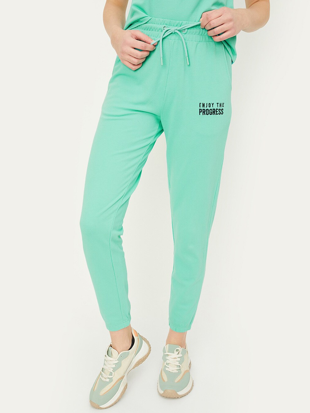

max Women Mid Rise Joggers, Green