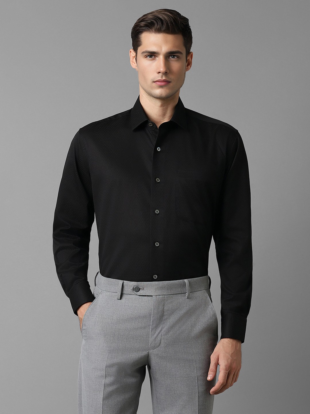 

Luxure by Louis Philippe Textured Spread Collar Pure Cotton Formal Shirt, Black