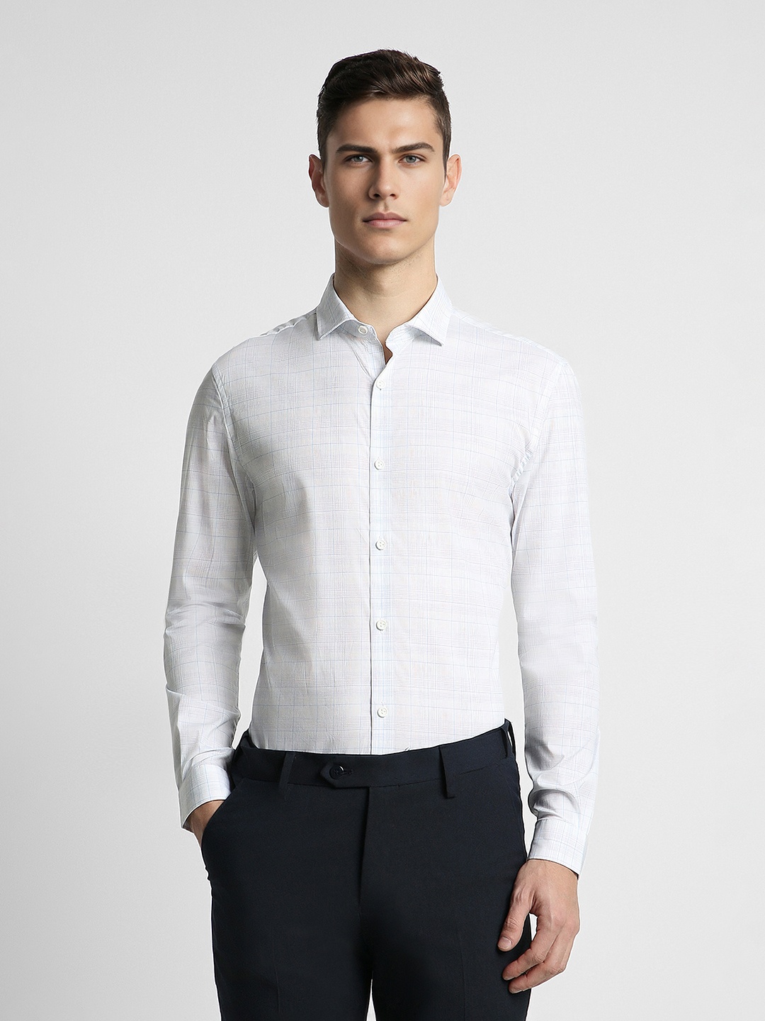 

Peter England Slim Fit Tartan Checks Formal Shirt, White