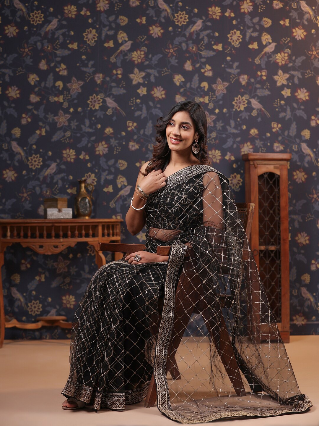 

House of Pataudi Checked Sequinned Embroidered Border Net Sarees, Black