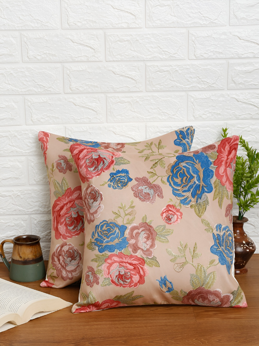

DREAM WEAVERZ Beige & Blue 2 Pcs Floral Velvet Square Cushion Covers