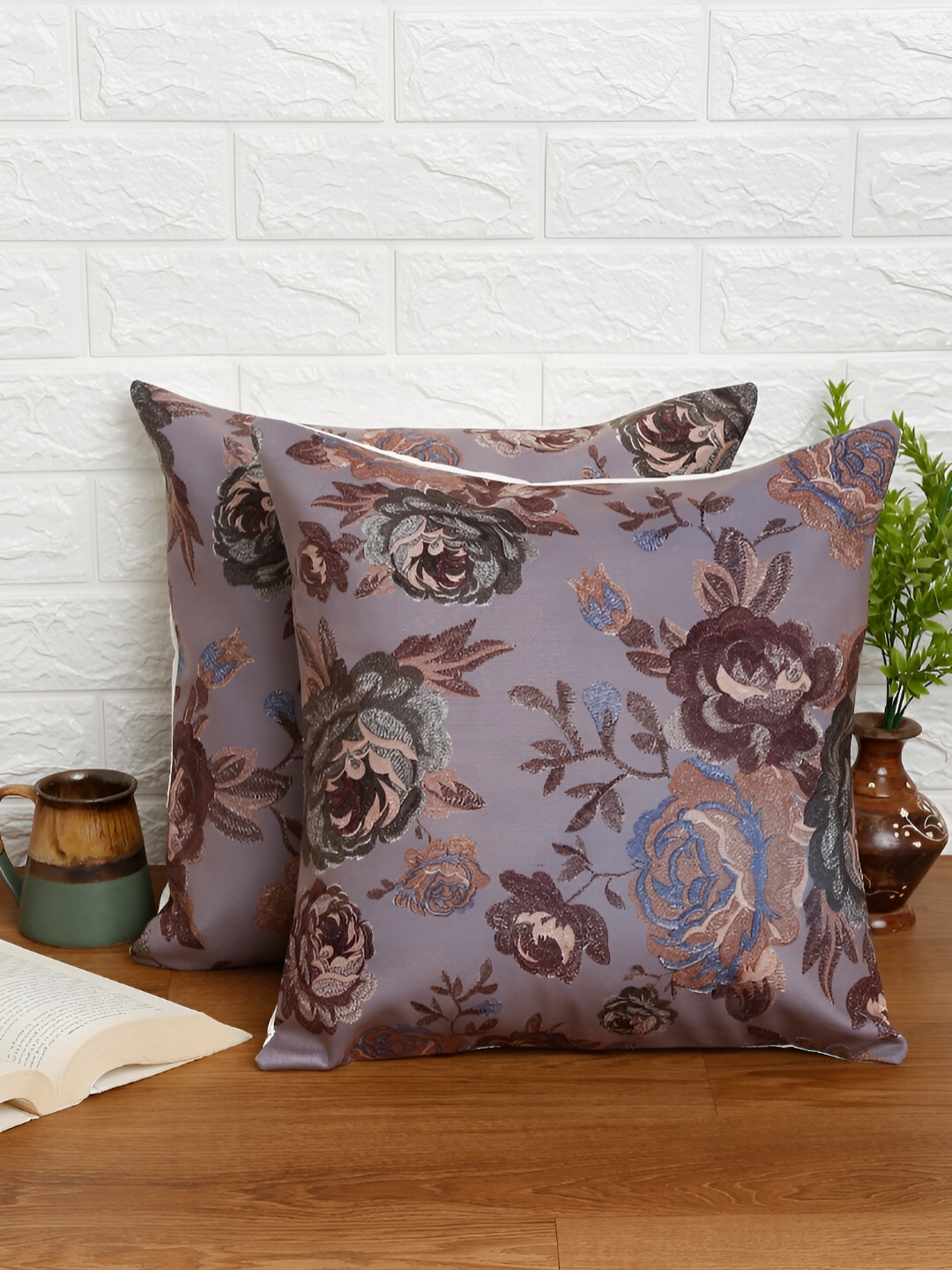 

DREAM WEAVERZ Purple & Brown 2 Pcs Floral Velvet Square Cushion Covers