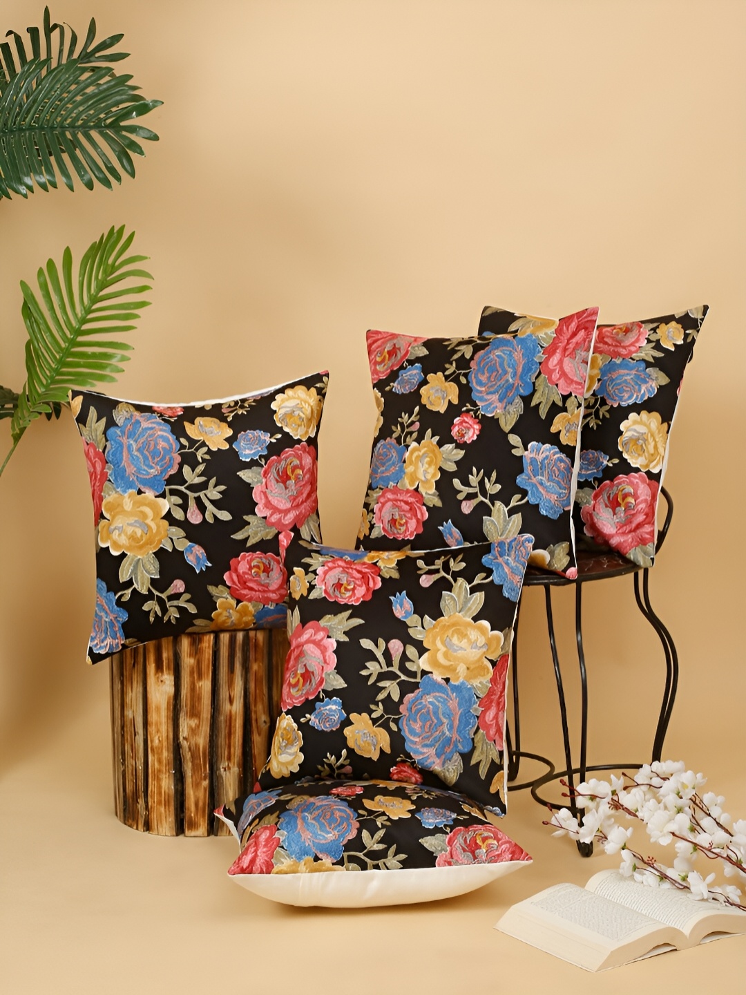 

DREAM WEAVERZ Black & Blue 5 Pcs Floral Velvet Square Cushion Covers