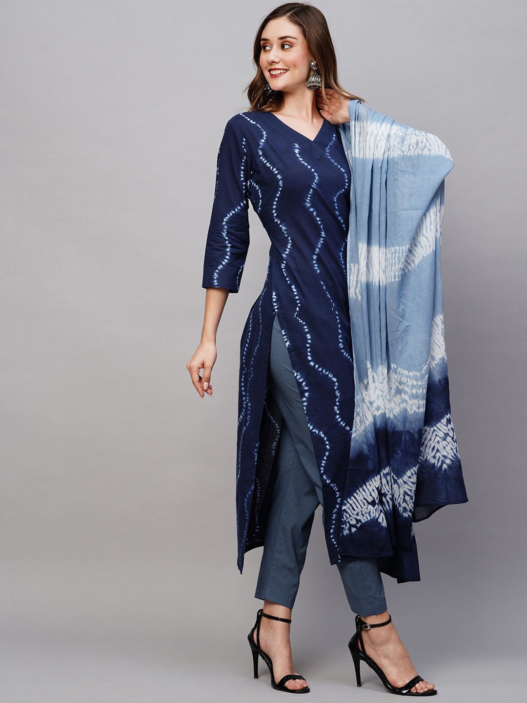 

KALINI Leheriya Dyed V-Neck Kurta with Trousers & With Dupatta, Blue