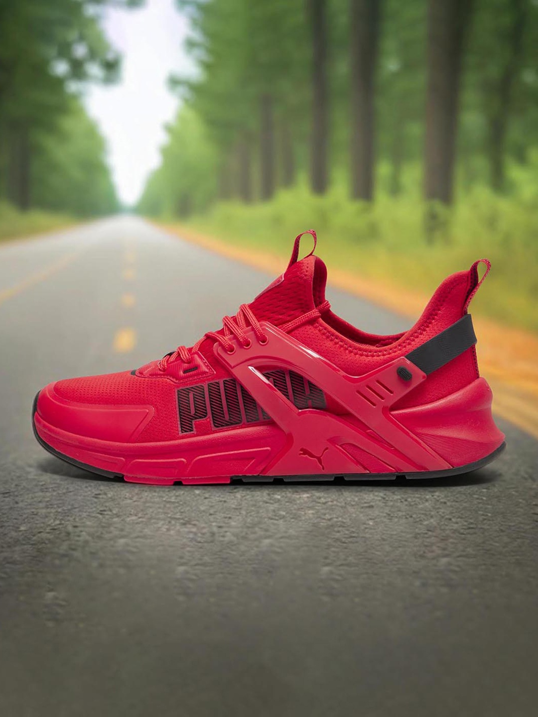 

Puma Unisex Pacer+ Sneakers, Red