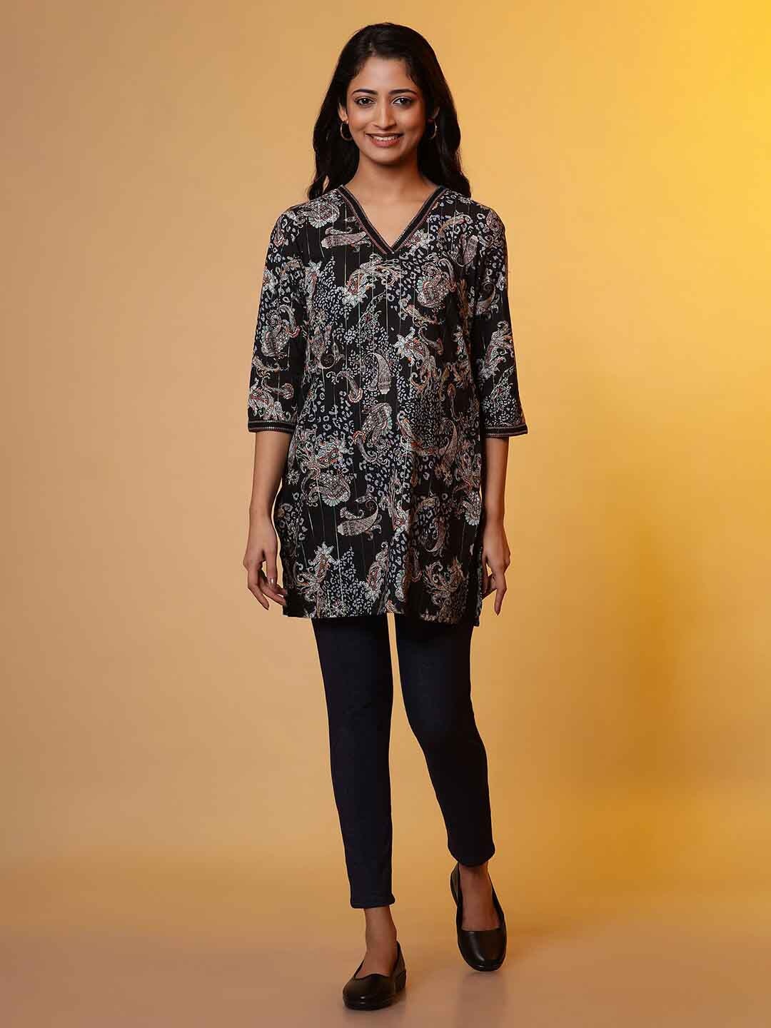 

AURELIA Ethnic Motifs Printed Sequined Kurti, Black