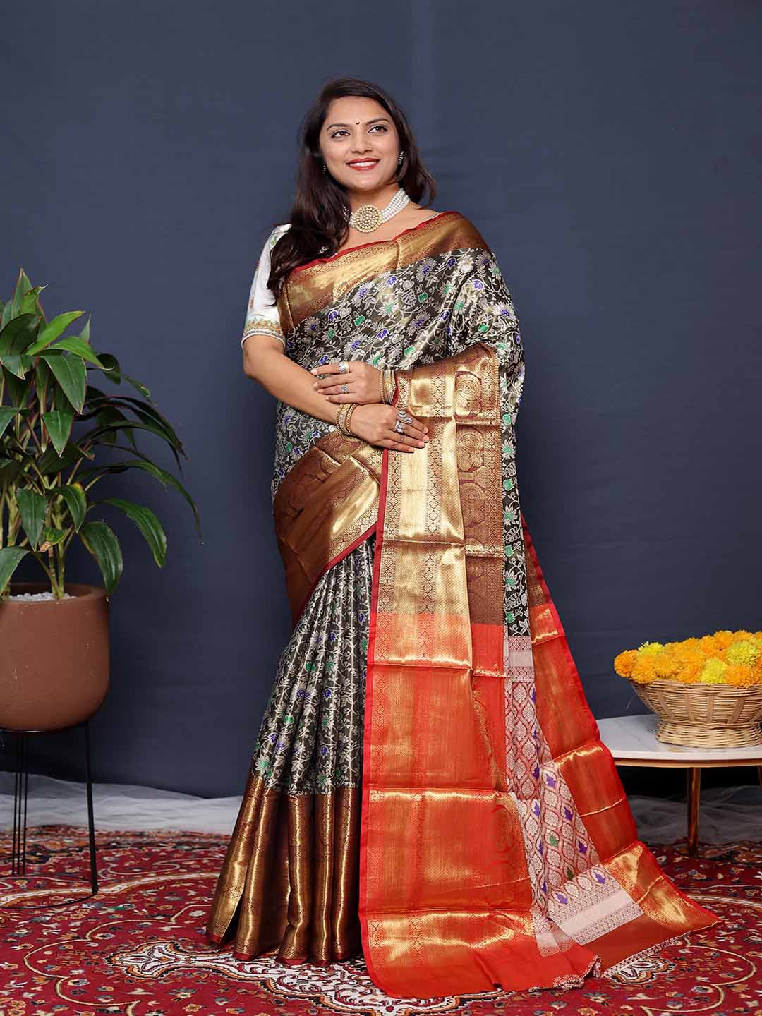 

KALINI Ethnic Motifs Woven Design Zari Saree, Black